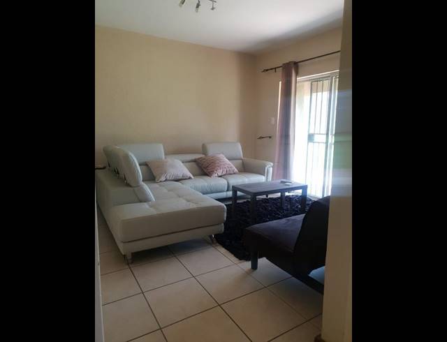 1 BEDROOM PROPERTY TO RENT IN WILLOWBROOK